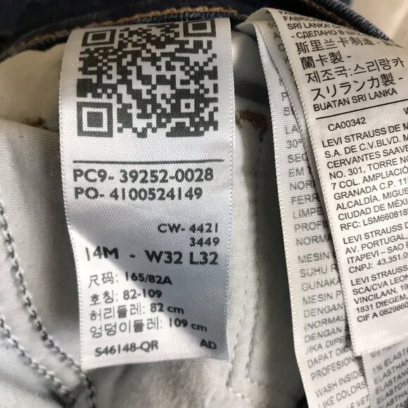 Levi's Classic Bootcut Jeans Women's Size 14 Dark Wash 32x32 - Picture 7 of 7